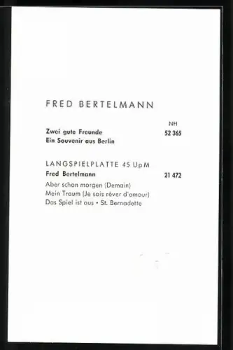 AK Musiker Fred Bertelmann mit geneigtem Kopf, Musiker