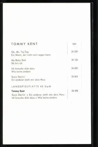 AK Musiker Tommy Kent, Ganzportrait im Mantel mit Zeitschrift, Autograph
