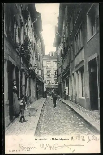 AK Winterthur, Schmidgasse mit Passanten