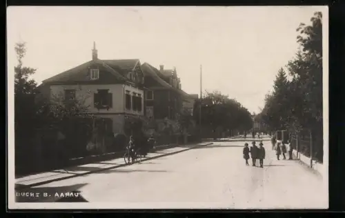 AK Buchs b. Aarau, Kinder auf einer Strasse