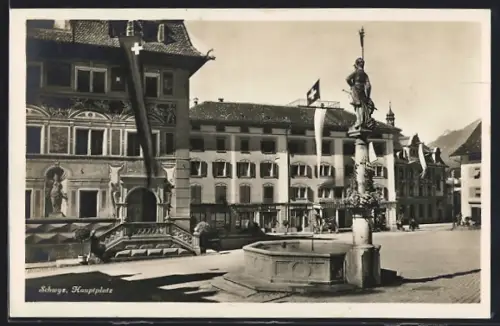 AK Schwyz, Hauptplatz mit Denkmal
