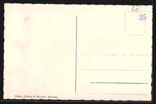 AK Tête-de-Ran, Ortspartie mit Bäumen