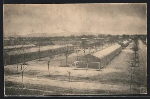 AK Darmstadt, Übungsplatz, Wellblech-Baracken