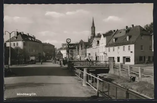 AK Münchberg /Ofr., Wegweiser in der Lindenstrasse