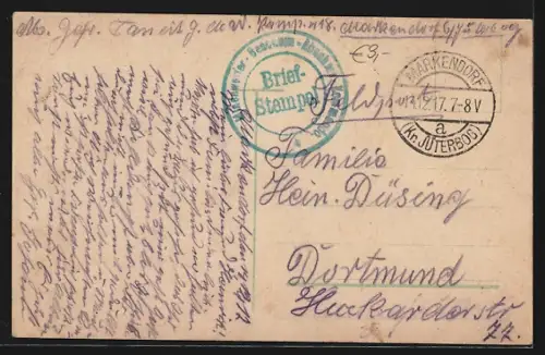 AK Berlin, Friedrichstrasse, Strassenszene mit Geschäften und Passanten