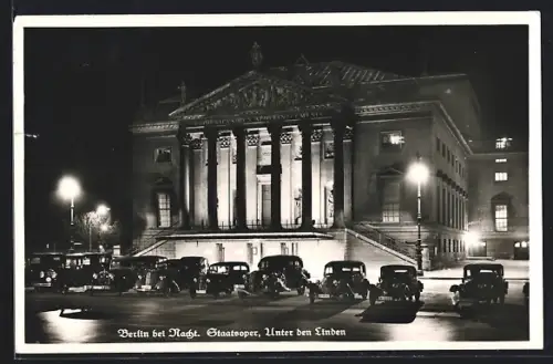 AK Berlin, Die Staatsoper Unter den Linden bei Nacht