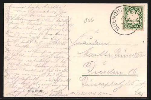 AK Münchberg i. Bayern, Strasse am Anger mit Blick zur Kirche