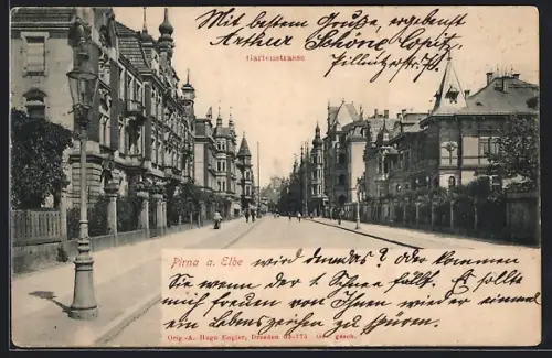 AK Pirna a. Elbe, Gartenstrasse mit Passanten