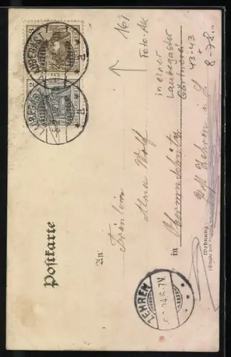 Foto-AK Dresden-Laubegast, Junger Mann in einer Laubegaster Gärtnerei