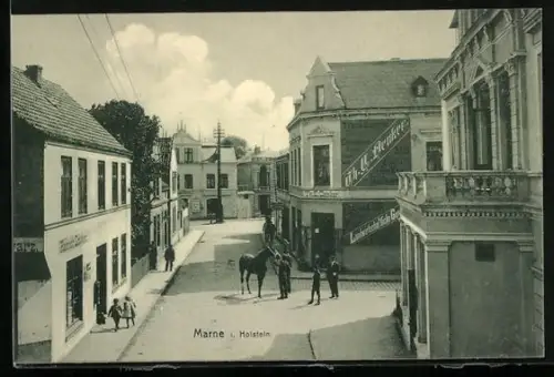 AK Marne i. Holstein, Strassenansicht mit Geschäft Th. E. Denker