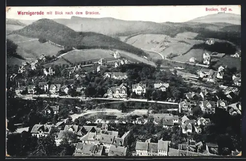 AK Wernigerode, Ortsansicht mit Blick nach dem Brocken