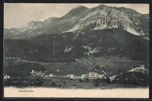AK Lenzerheide, Ortsansicht mit Umgebung und Bergmassiv
