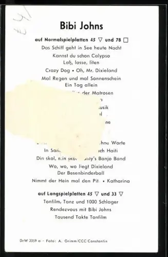 AK Sängerin Bibi Johns mit wallendem Haar lächelt den Betrachter an, Autograph