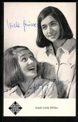 AK Sängerinnen-Duo Gaby und Petra im Portrait, Autographen