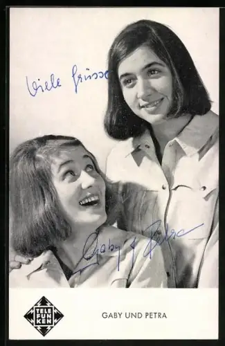 AK Sängerinnen-Duo Gaby und Petra im gemeinsamen Portrait, Autographen