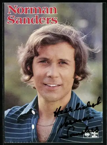 AK Musiker Norman Sanders in gestreiftem Hemd mit Autograph