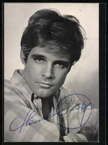 AK Musiker Thomas Fritsch im Hemd porträtiert, Autograph