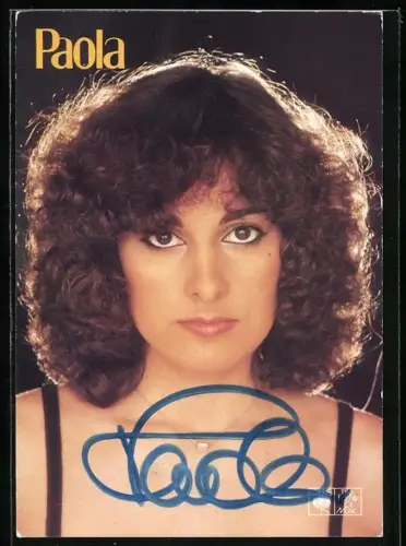 AK Musikerin Paola in Kamera blickend, Autograph
