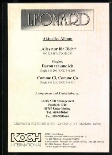 AK Musiker Leonard in weissem Sakko, Autograph