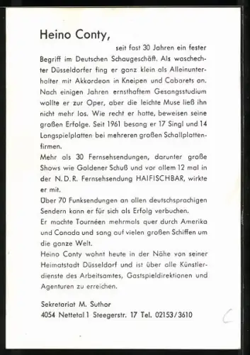 AK Musiker Heino Conty an einer Kommode lehnend, Autograph