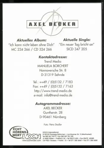 AK Musiker Axel Becker lächelnd im Porträt, Autograph