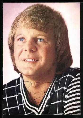 AK Musiker Graham Bonney in die Ferne blickend, Autograph