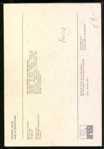 AK Musiker Michael Holm blickt mit ernster Mimik in die Kamera, Autograph