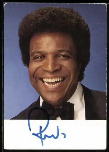 AK Musiker Roberto Blanco lachend im Poirträt, Autograph