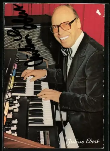 AK Musiker Julius Ebert am Keyboard, Autograph