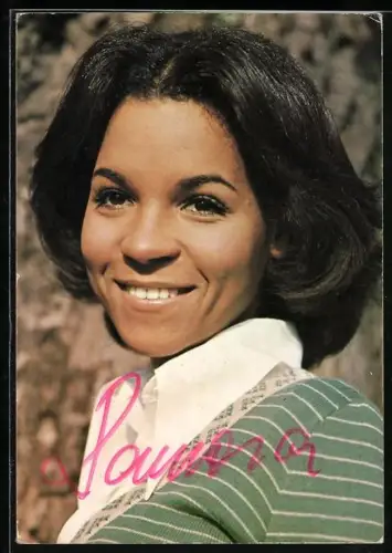 AK Sängerin Ramona mit reizendem Lächeln, Autograph