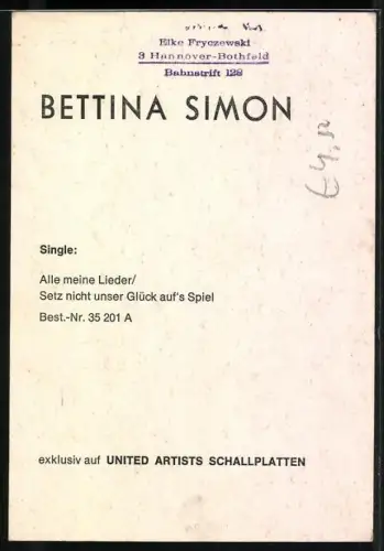 AK Musikerin Bettina Simon mit reizendem Lächeln, Autograph