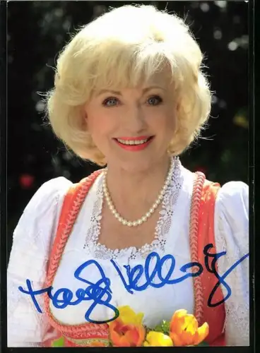 AK Sängerin Margot Hellwig in traditioneller Kleidung, Autograph