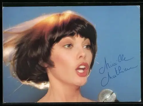 AK Musikerin Mireille Mathieu am singen, Autograph