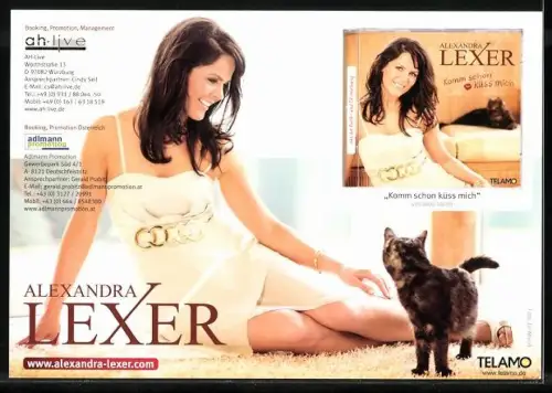 AK Musikerin Alexandra Lexer mit Katze, Autograph
