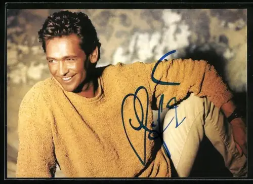 AK Musiker Olaf Berger lächelnd im Porträt, Autograph