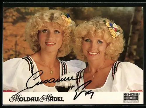AK Musikerinnen Moldau Mädel in weissen Kleidern, Autographen