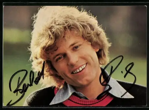 AK Musiker Bernhard Brink mit Pullover und Hemd, Autograph