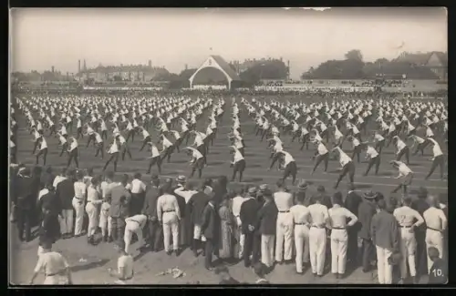 AK Leipzig, 1. Deutsches Arbeiter-Turn- und Sportfest 1922, Festvorführung auf dem Turnplatz
