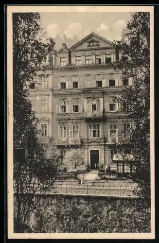 AK Karlsbad, Dr. Cartellieri`s Kurhaus Kosmos, Gartenzeile