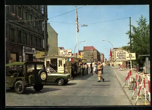 AK Berlin, Grenzübergangsstelle Checkpoint Charlie in der Friedrichstrasse