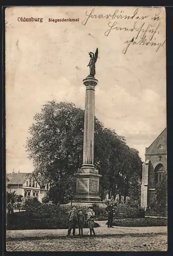 AK Oldenburg / Gr., Siegesdenkmal