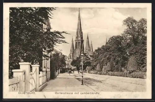 AK Oldenburg / Gr., Gartenstrasse mit Lambertikirche