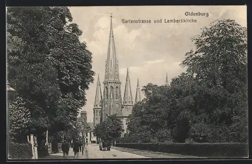AK Oldenburg / Gr., Gartenstrasse mit Lambertikirche