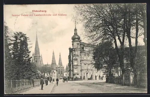 AK Oldenburg / Gr., Strasse Innerer Damm mit Schloss u. Lambertikirche