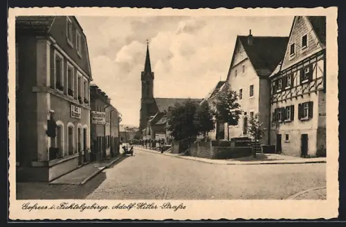 AK Gefrees i. Fichtelgebirge, Strasse mit Auto-Reparatur-Werkstatt