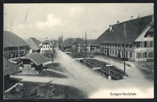 AK Ersigen, Blick auf den Dorfplatz