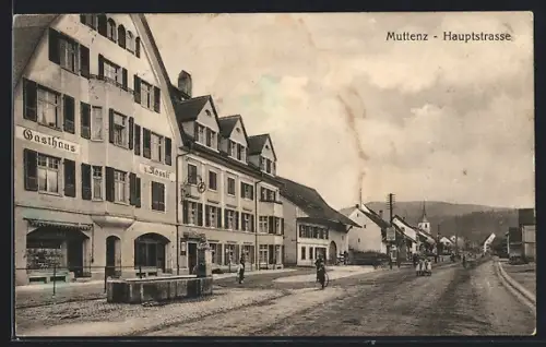 AK Muttenz, Hauptstrasse mit Gasthaus zum Rössli