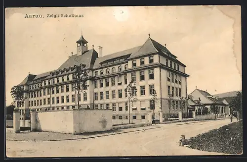 AK Aarau, Blick auf das Zelgli Schulhaus