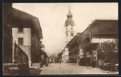 AK Huttwil, Strassenpartie mit Kirche