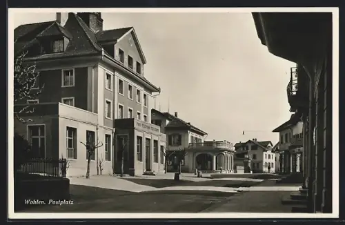 AK Wohlen /AG, Postplatz mit Geschäften